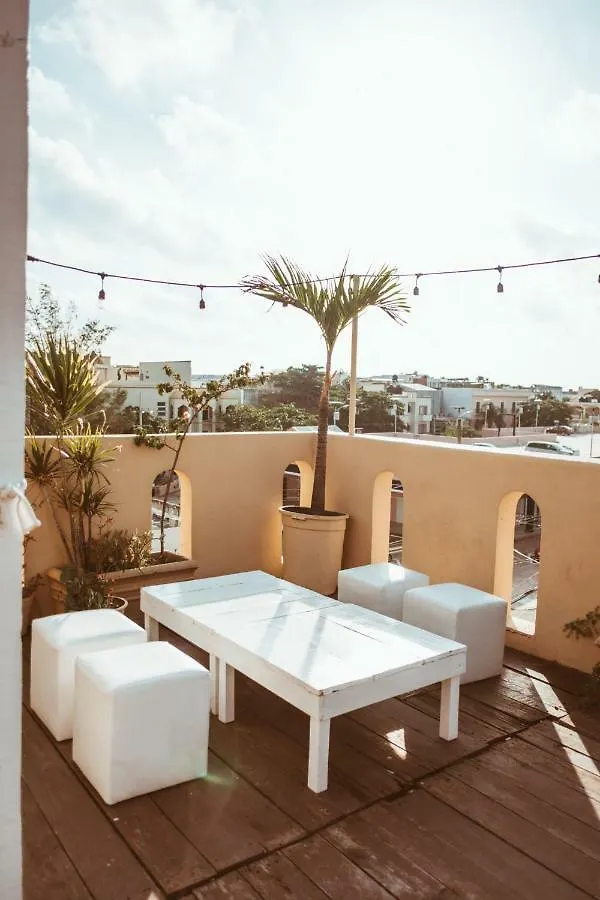 פלאייה דל כרמן Tequilita Hostel & Suites 0*, פלאייה דל כרמן